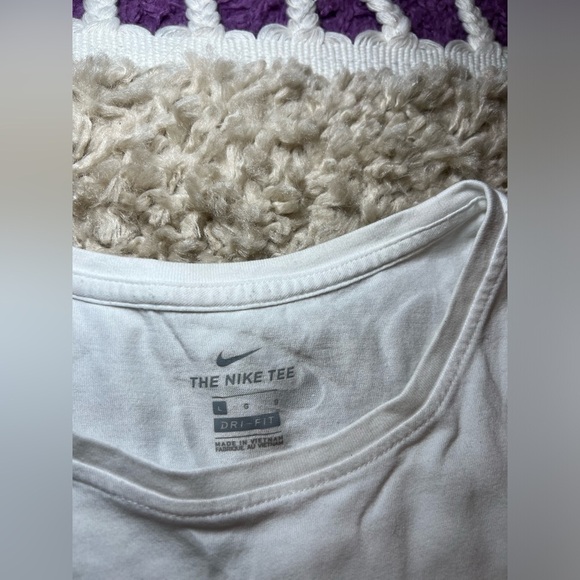 Nike White Tank Top - Picture 5 of 5